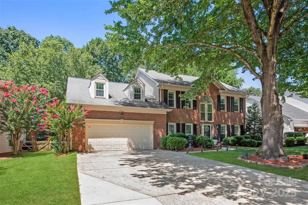8906 Glade Court, Huntersville, NC 28078 - Image #1