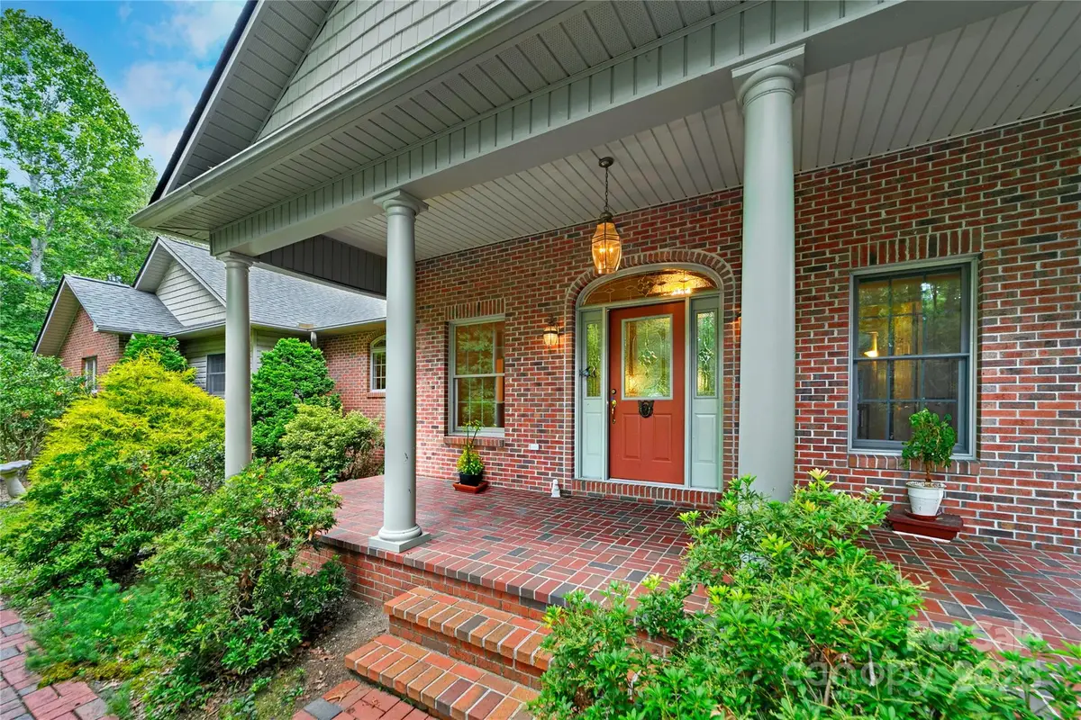 273 Inoli Circle, Brevard, NC 28712 - Image #1