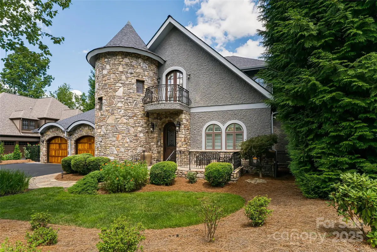 1006 Coves Pheasant Court, Biltmore Lake, NC 28715 - Image #1
