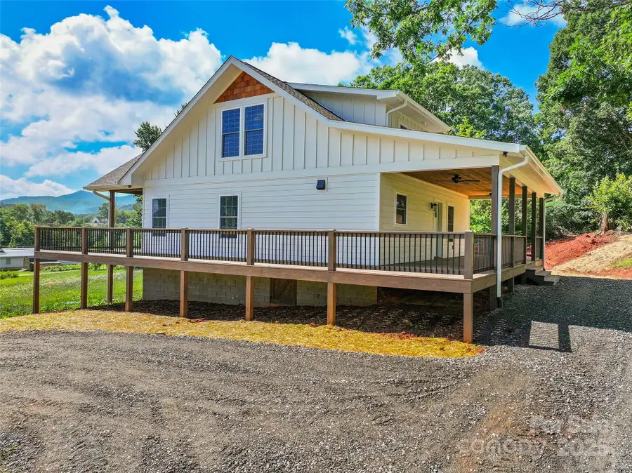 111 Dawn Drive, Waynesville, NC 28786 - Image #3