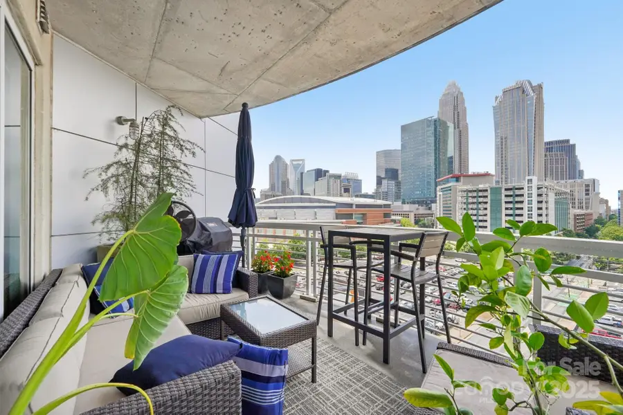 505 E 6th Street #1001, Charlotte, NC 28202 - Image #3