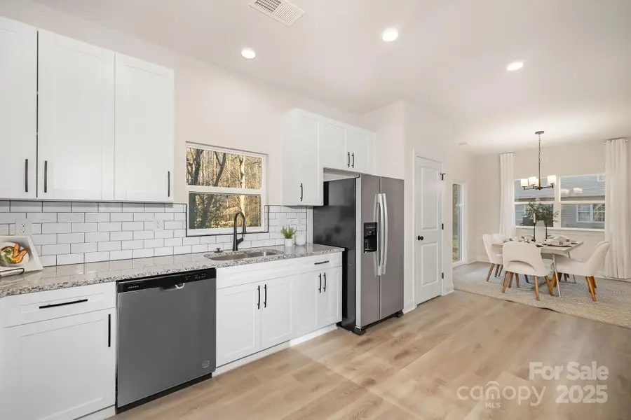 804 Plaza Walk Drive, Charlotte, NC 28215 - Image #3