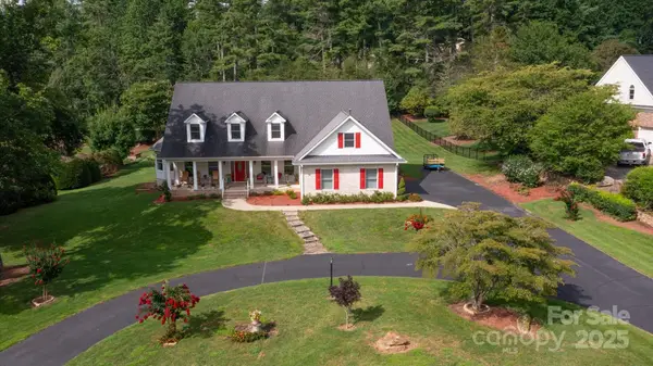 227 Sugar Hollow Road, Hendersonville, NC 28739