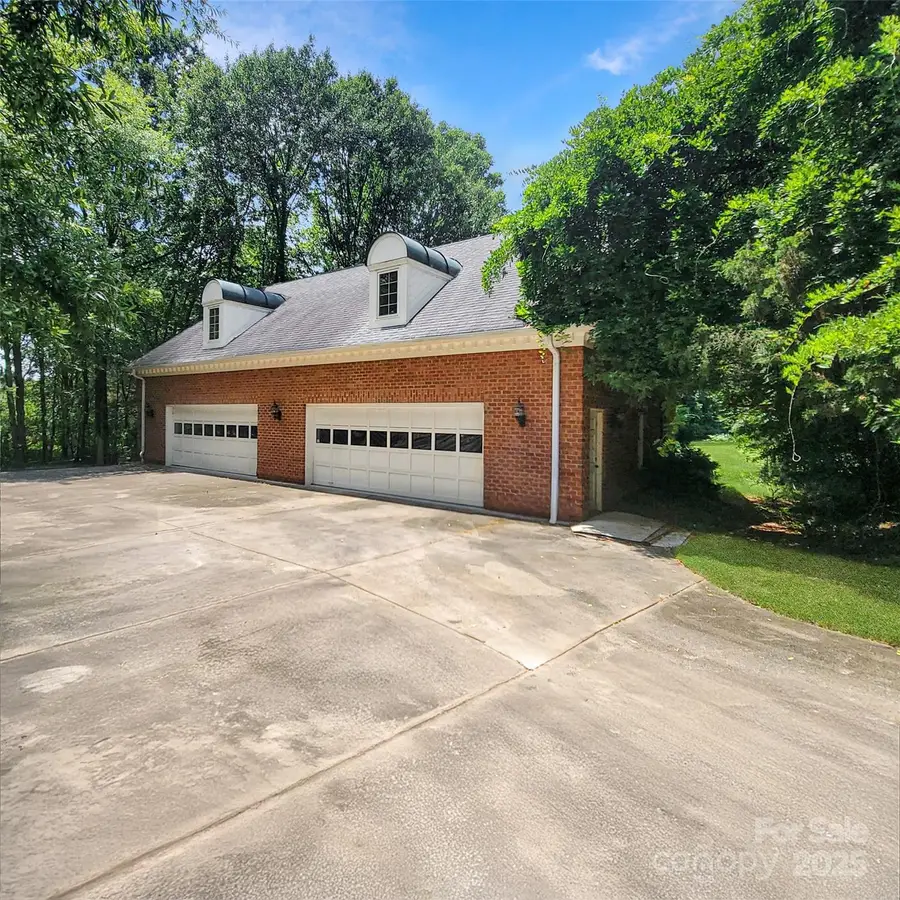 7000 Old Providence Road, Charlotte, NC 28226 - Image #3