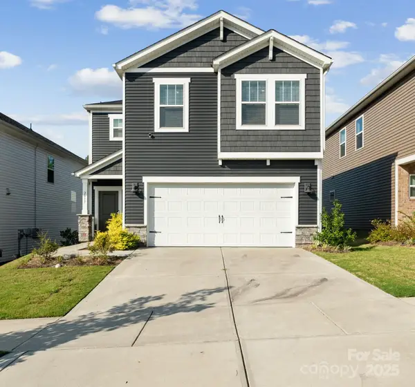 2017 Belterra Drive, Charlotte, NC 28216