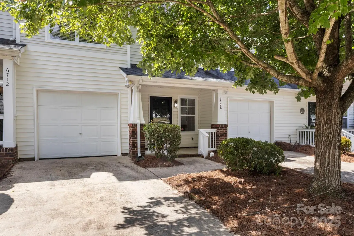 6708 Vlosi Drive, Charlotte, NC 28226 - Image #1