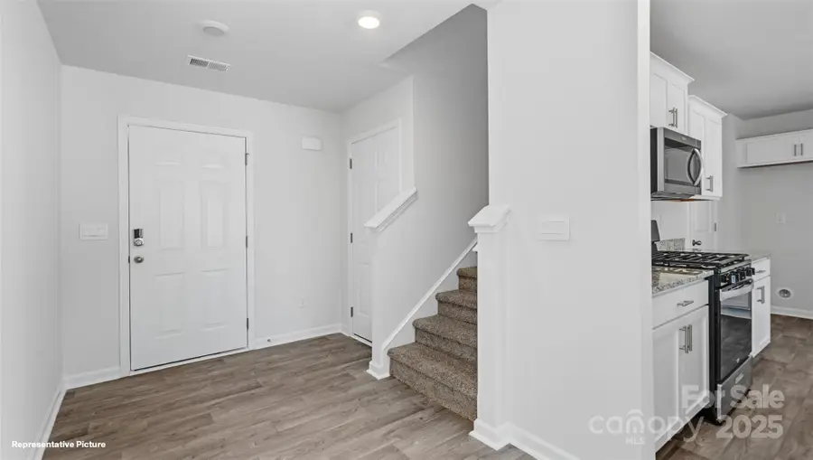 1059 20th Avenue Loop Se, Hickory, NC 28601 - Image #3