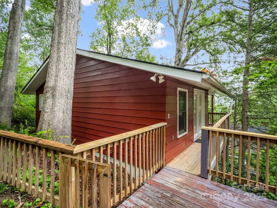 6 N Delano Road #6, Asheville, NC 28805 - Image #3