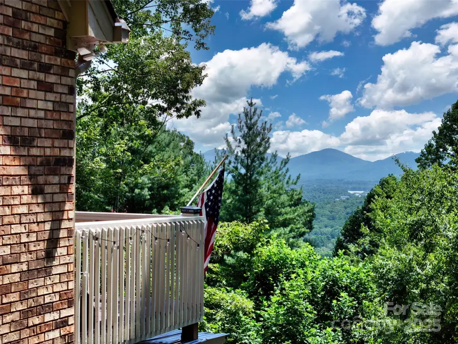 1104 High Vista Drive, Mills River, NC 28759 - Image #2