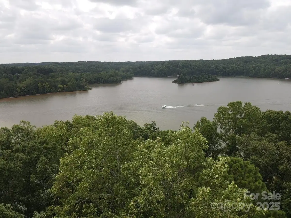 3235 Lake Pointe Drive, Belmont, NC 28012 - Image #1