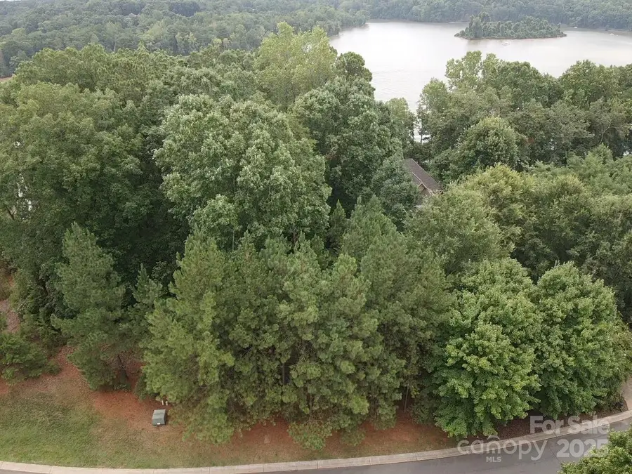 3235 Lake Pointe Drive, Belmont, NC 28012 - Image #2