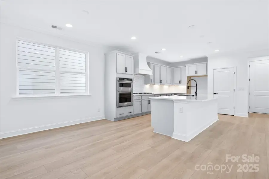 15613 Northcross Drive, Huntersville, NC 28078 - Image #3