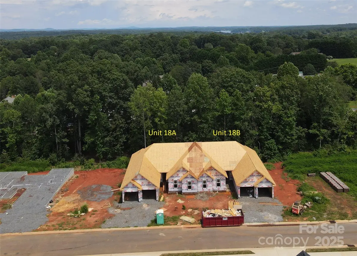 3355 48th Avenue Ne #18B, Hickory, NC 28601 - Image #1