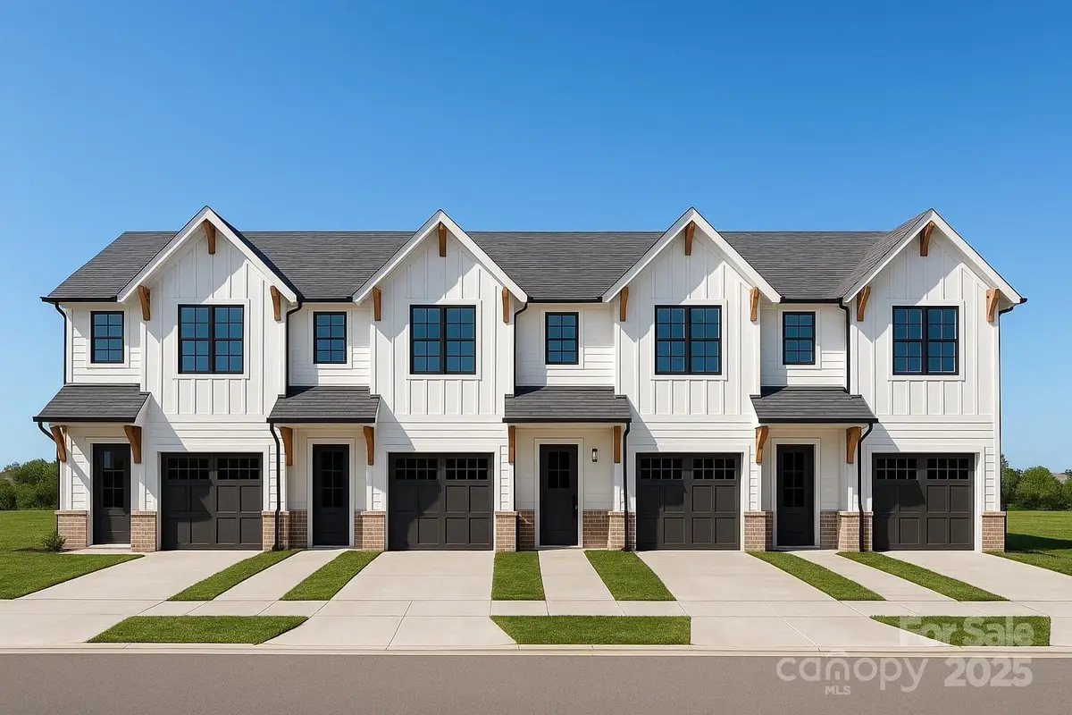 3104 Ridge Avenue, Charlotte, NC 28208 - Image #1