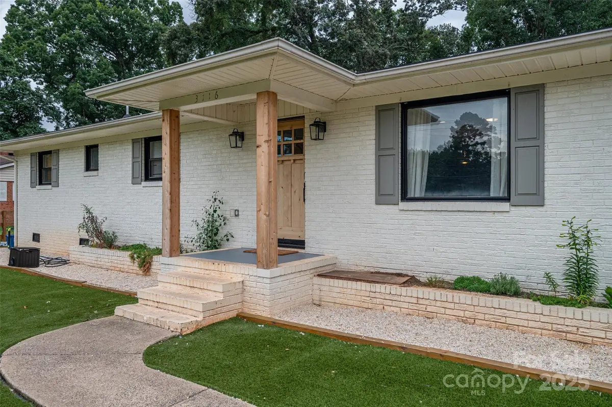 3116 Sunset Road, Charlotte, NC 28216 - Image #1