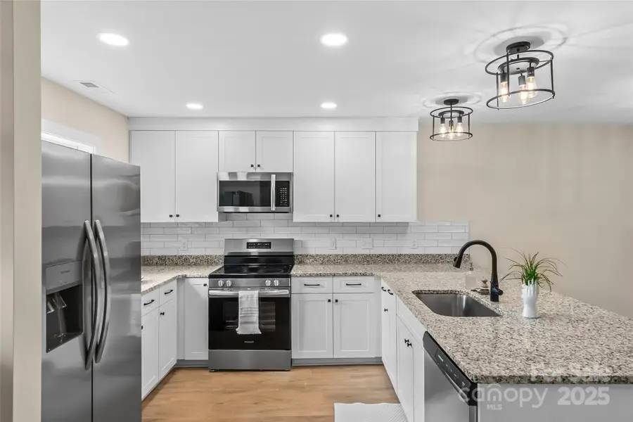 206 Beacon Avenue, Morganton, NC 28655 - Image #3