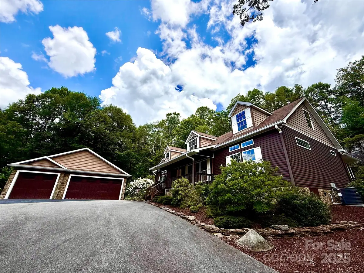 7230 Hideaway Lane, Newland, NC 28657 - Image #1