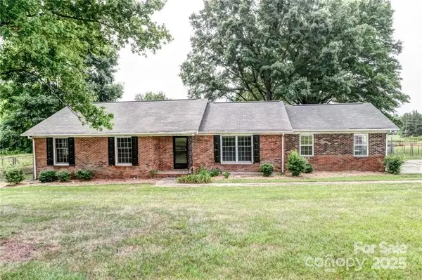 4716 Margaret Wallace Road, Matthews, NC 28105