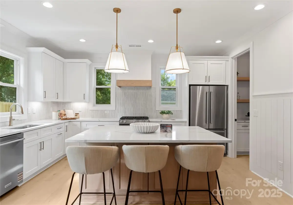 300 Gene Avenue, Charlotte, NC 28205 - Image #1