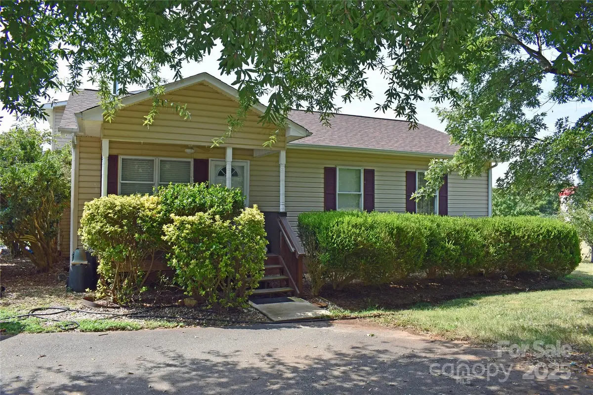 3603 Ritchie Road, Lincolnton, NC 28092 - Image #1
