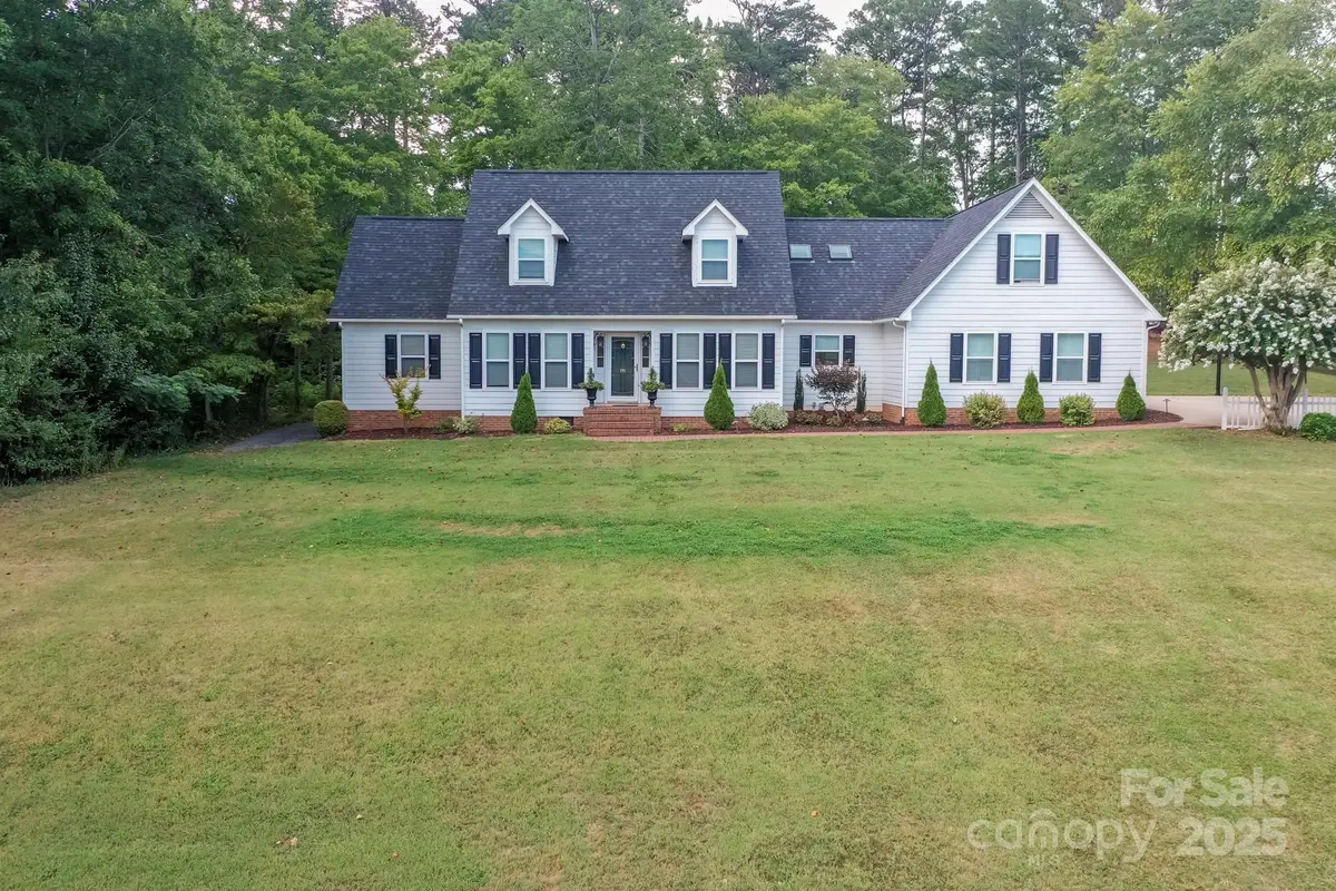 191 Briarwood Drive, Rutherfordton, NC 28139 - Image #1