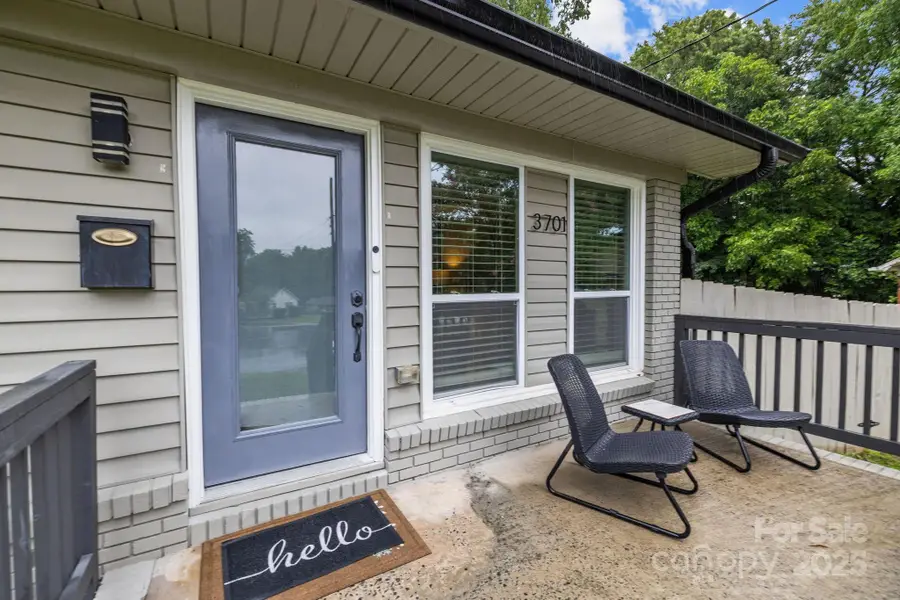 3701 Lynette Court, Charlotte, NC 28217 - Image #2