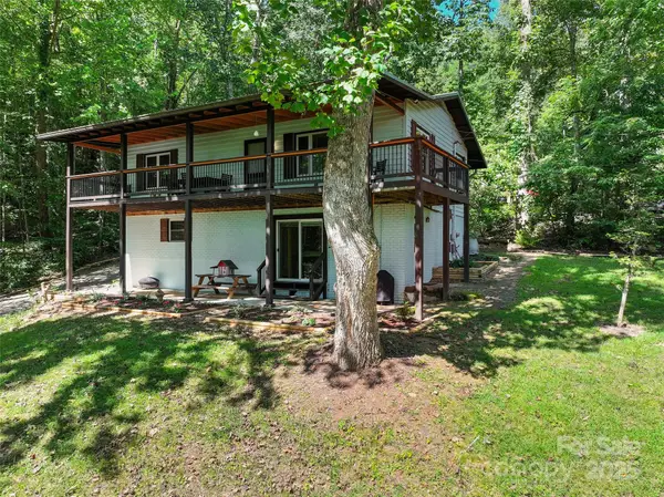 290 Turkey Pen Road, Franklin, NC 28734