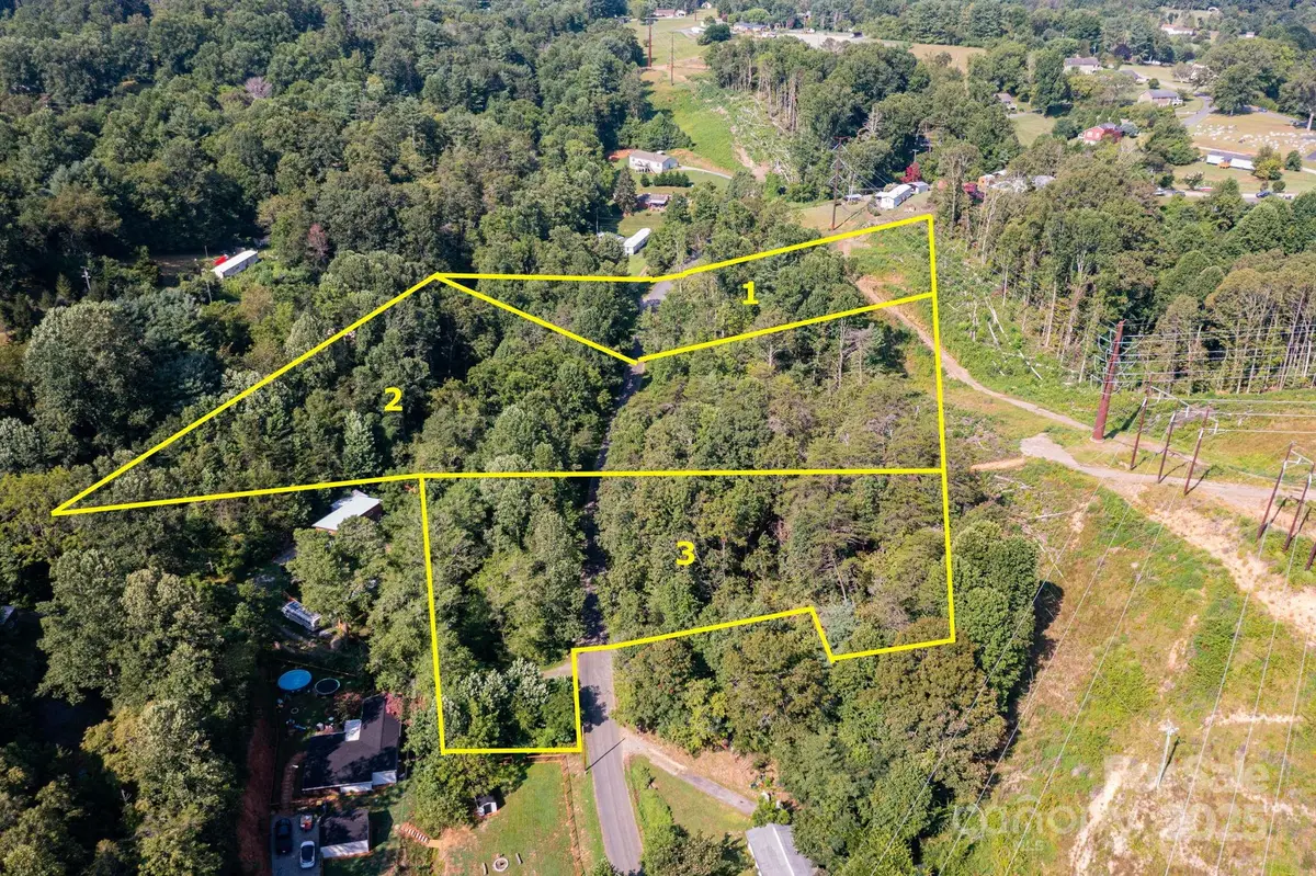 99999 Flynn Branch Road #3, Asheville, NC 28804 - Image #1