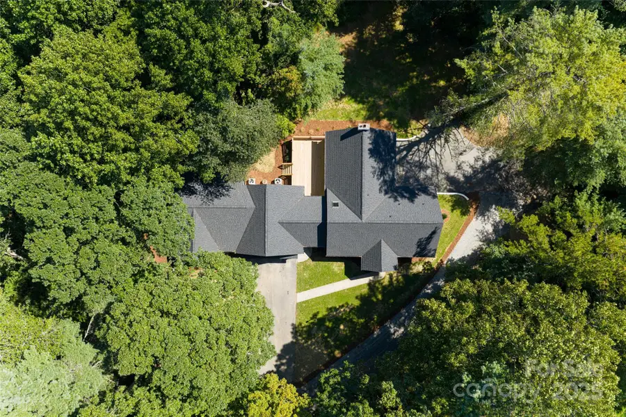 118 Rugby Forest Lane, Hendersonville, NC 28791 - Image #3