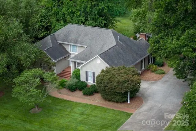 415 N Greenbriar Road, Statesville, NC 28625 - Image #2