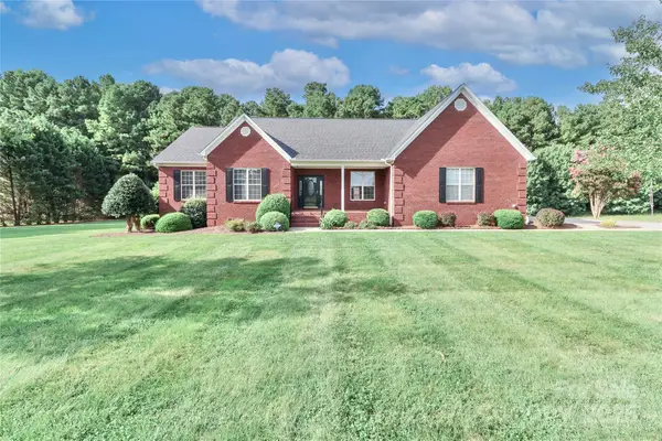 1384 Old Mountain Road, Statesville, NC 28677