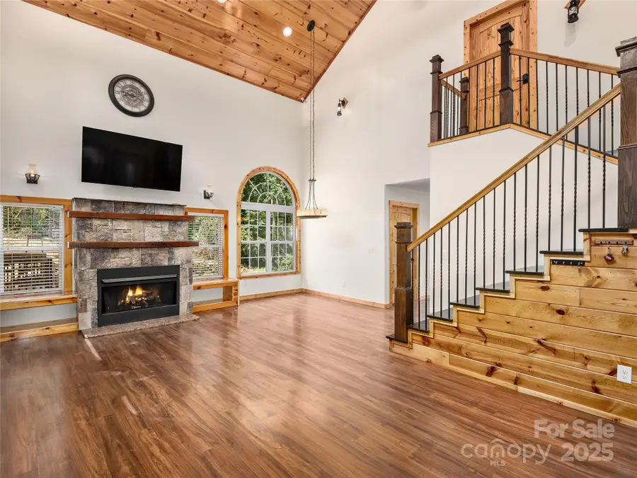 114 Nature Drive, Hendersonville, NC 28792 - Image #3