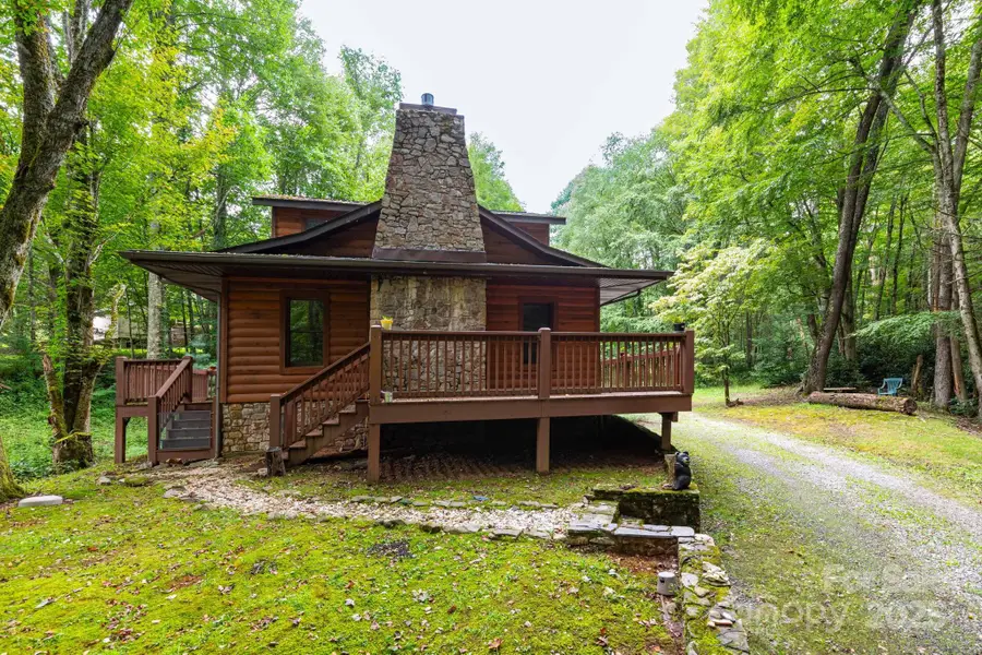 107 Cabin Fever Trail, Maggie Valley, NC 28751 - Image #2
