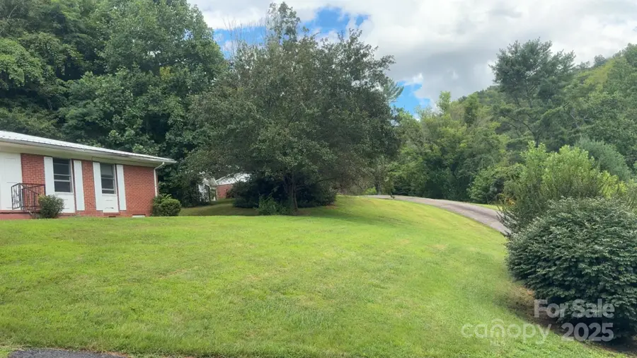 456 Duck Branch, Bakersville, NC 28705 - Image #3