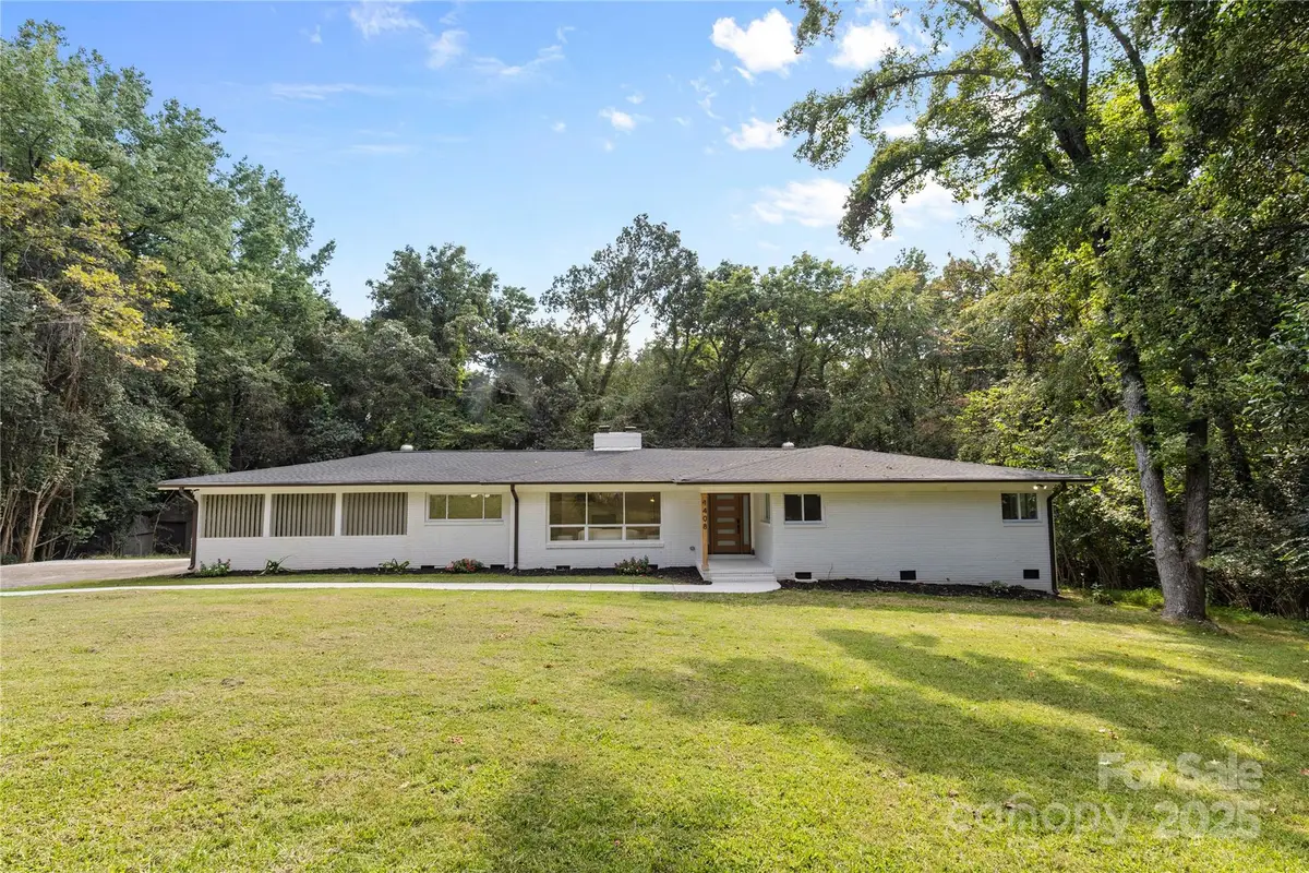 1408 Burtonwood Circle, Charlotte, NC 28212 - Image #1