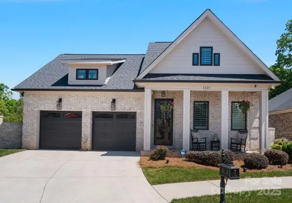 1428 Spring Ridge Lane, Denver, NC 28037