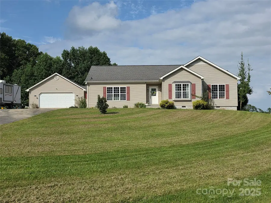21 Persimmon Drive, Mills River, NC 28759 - Image #2