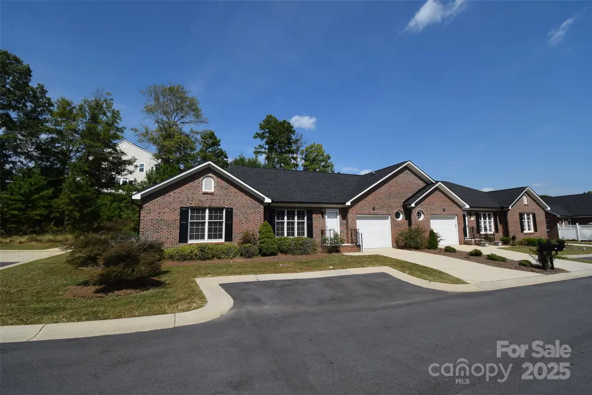542 Queen Brogan Court, Gastonia, NC 28054 - Image #1