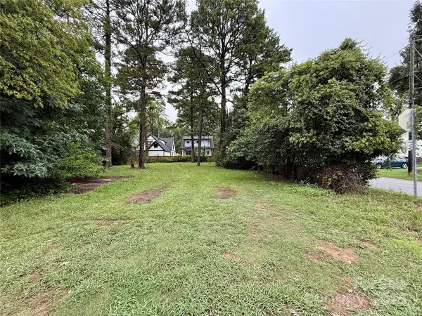 1904 St Paul Street, Charlotte, NC 28216