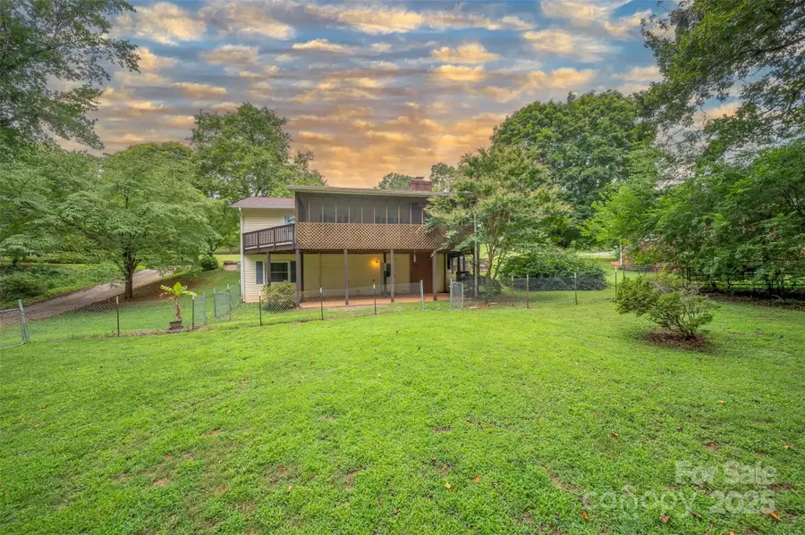 170 Hodge Street, Rutherfordton, NC 28139 - Image #2