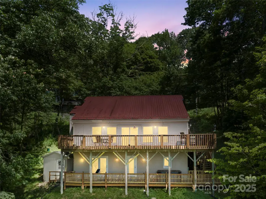 894 Mckinney Gap Drive, Mars Hill, NC 28754 - Image #2