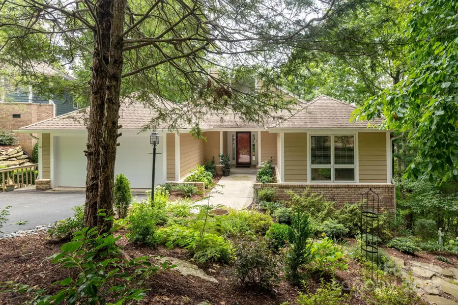 210 Claymoor Court, Flat Rock, NC 28731 - Image #2