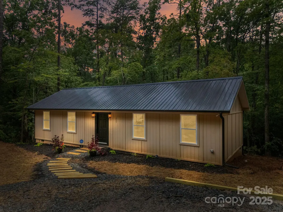 257 Roadrunner Circle, Lake Lure, NC 28746 - Image #1