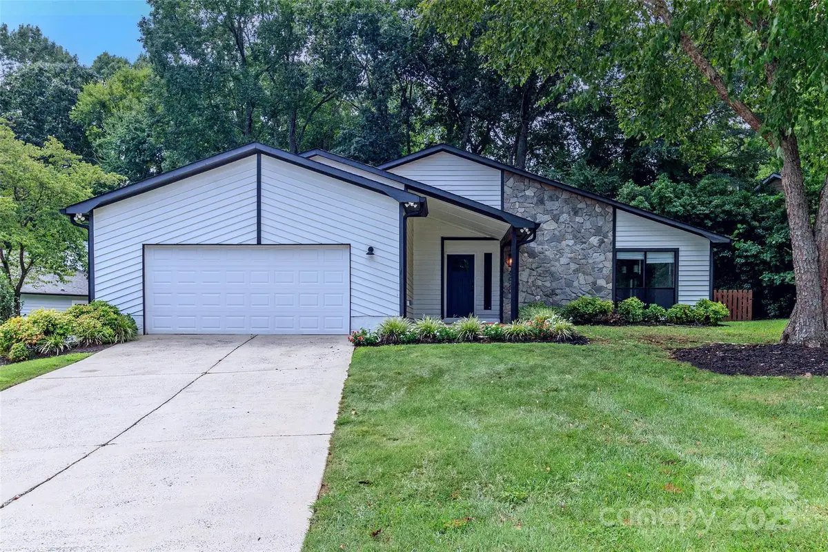 4020 Bon Rea Drive, Charlotte, NC 28226 - Image #1