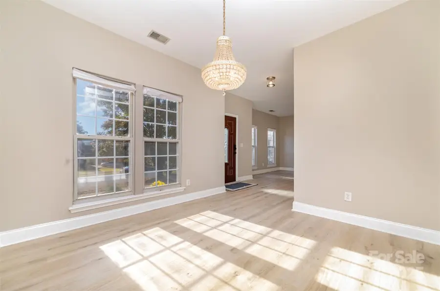 12538 Cardinal Woods Drive, Pineville, NC 28134 - Image #3