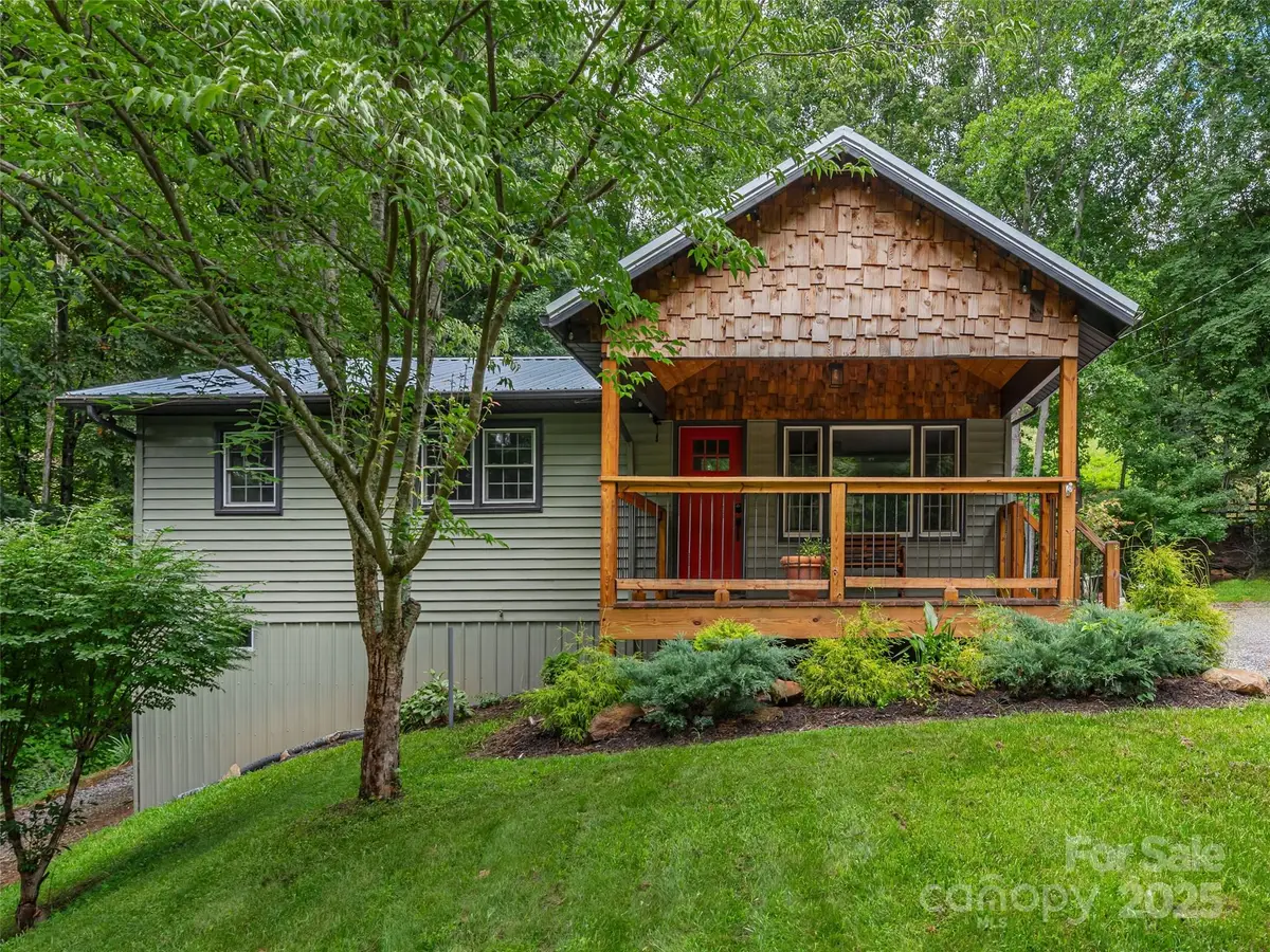 377 Plott Mountain Road, Waynesville, NC 28786 - Image #1