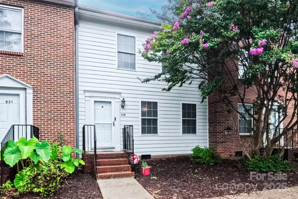 529 N Spring Avenue, Newton, NC 28658 - #1