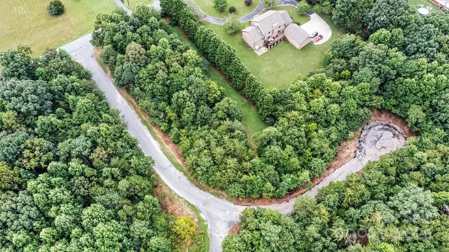 2807 17th Street Court Ne #1-14, Hickory, NC 28601 - #3