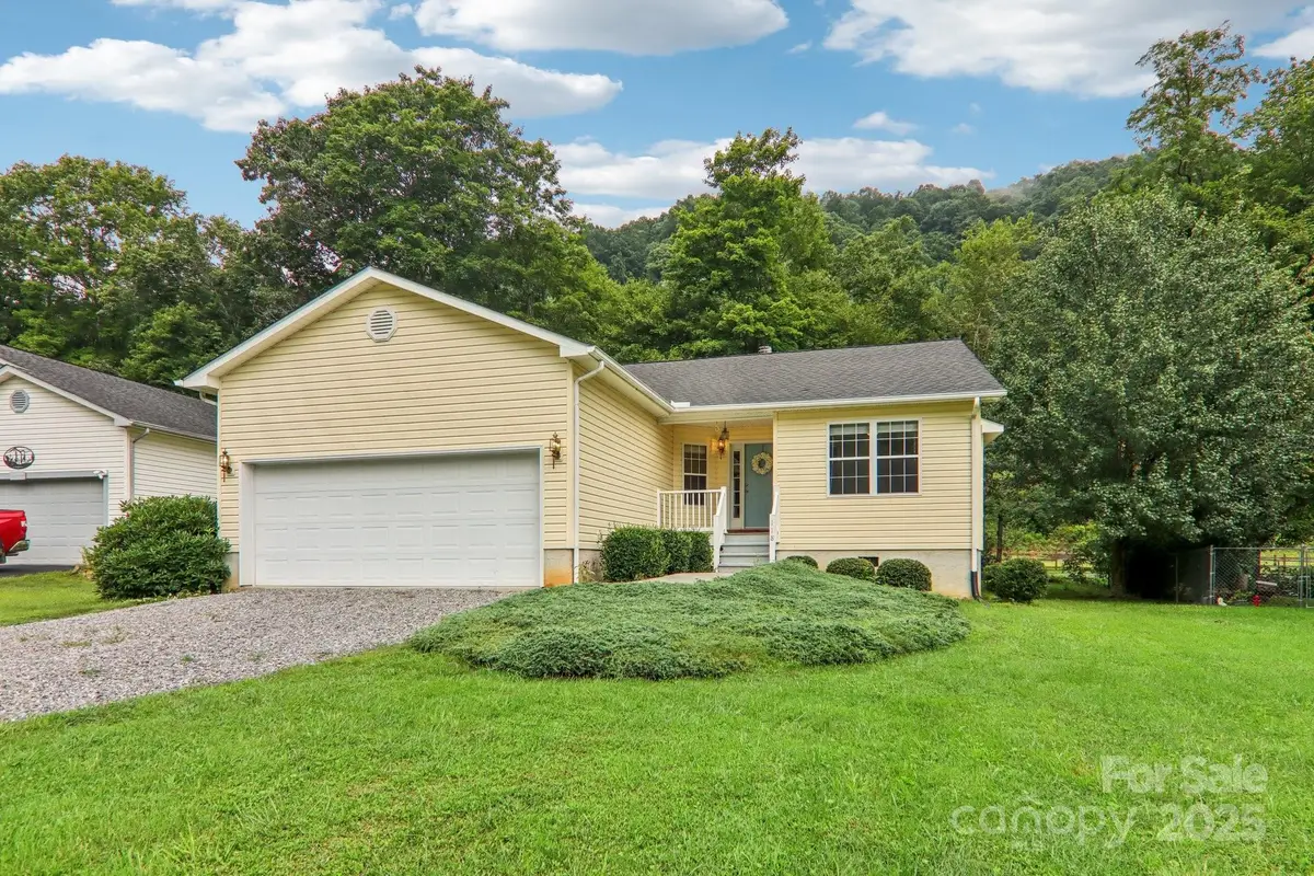 118 Whitewater Drive, Maggie Valley, NC 28751 - Image #1