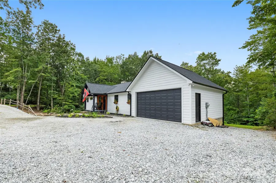 185 Ben Nevis Road, Brevard, NC 28712 - Image #2